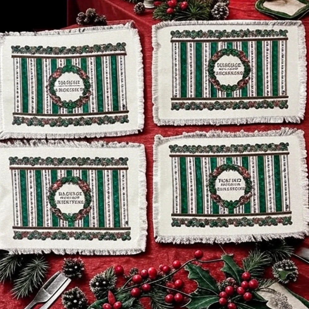 Vtg Poinsettia Christmas Placemats Set of 4 Beige/Green Wicker with Fringe